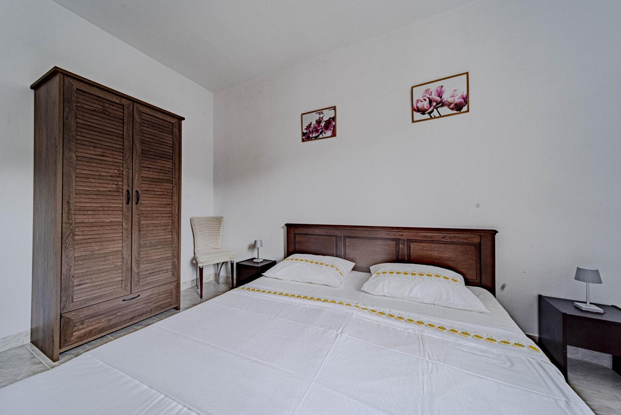 Seaside House For Families With Children Cove Rasohatica, Korcula - 4386 Lumbarda Ruang foto