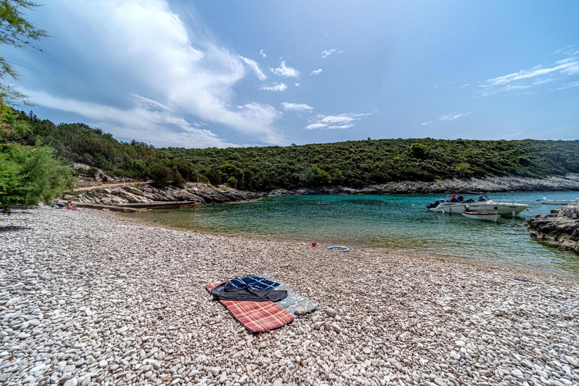 Seaside House For Families With Children Cove Rasohatica, Korcula - 4386 Lumbarda Bagian luar foto