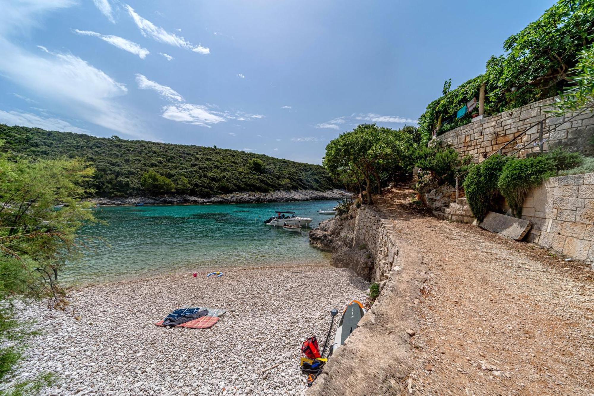 Seaside House For Families With Children Cove Rasohatica, Korcula - 4386 Lumbarda Bagian luar foto